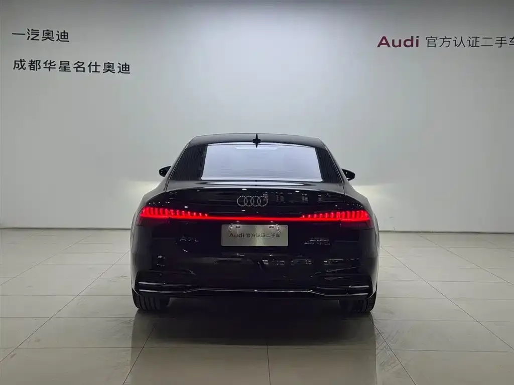 Audi A7L — фото 2