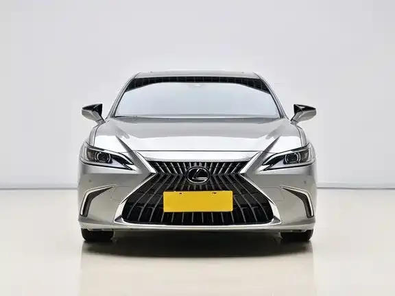 Lexus ES 2024 из CN, фото 2