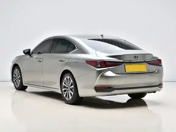 Lexus ES 2024 из CN, фото 9