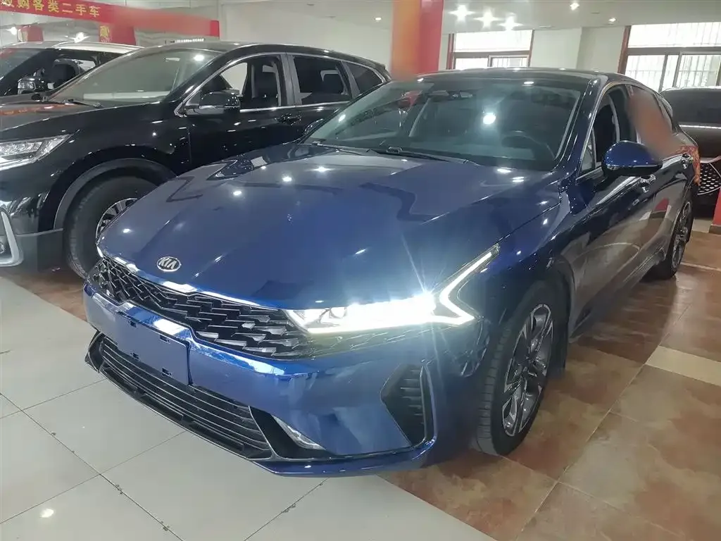 Kia K5 2021 из CN, фото 1