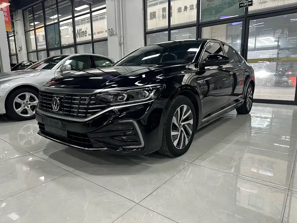 Volkswagen Passat New Energy 2022 из CN, фото 1