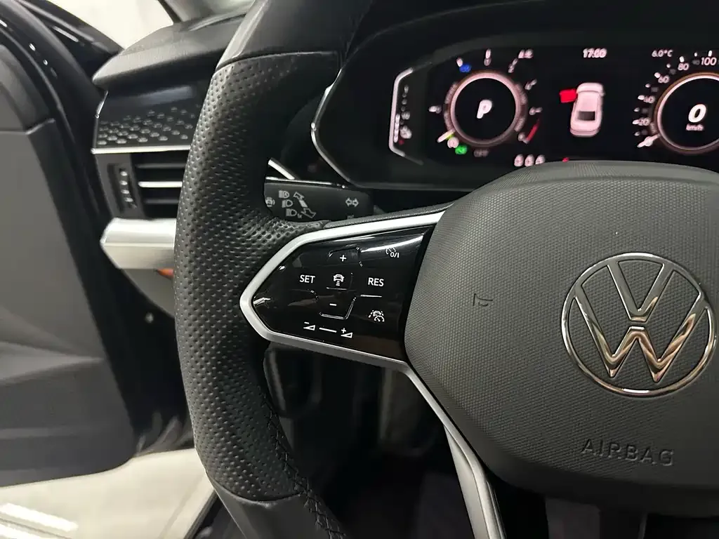 Volkswagen Passat New Energy 2022 из CN, фото 8