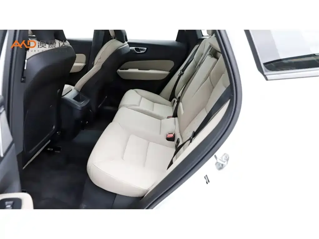 Volvo XC60 2025 из CN, фото 10