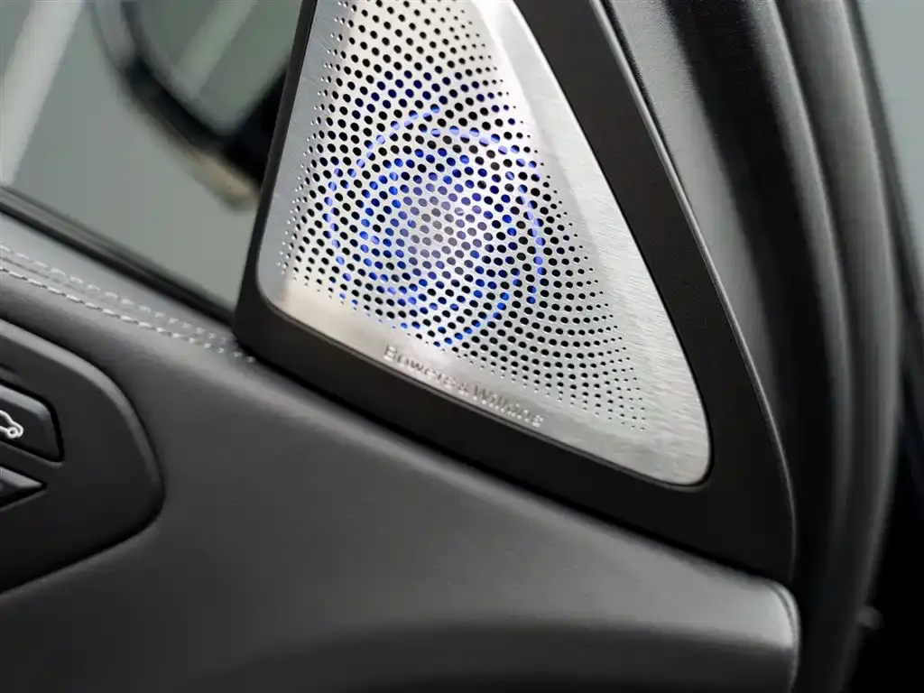 BMW X6 M 2024 из CN, фото 8