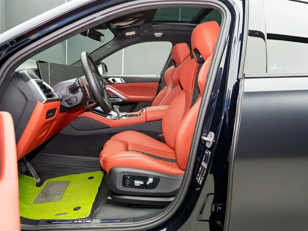 BMW X6 M 2024 из CN, фото 7