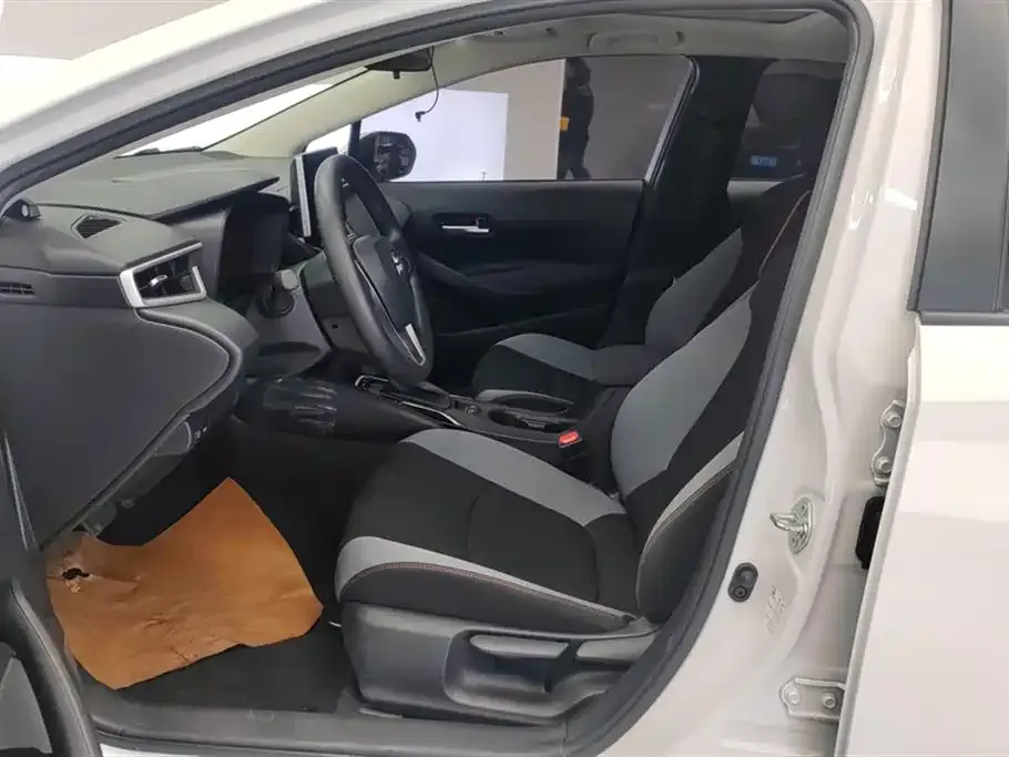 Toyota Corolla 2023 из CN, фото 6
