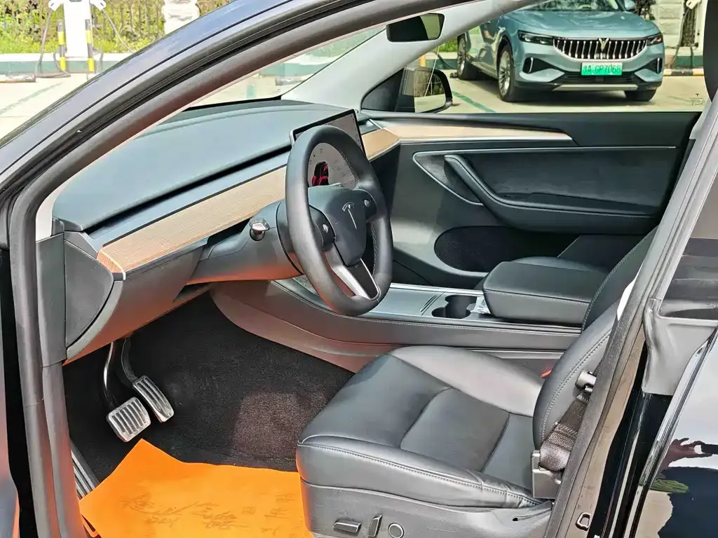Tesla Model Y 2021 из CN, фото 4