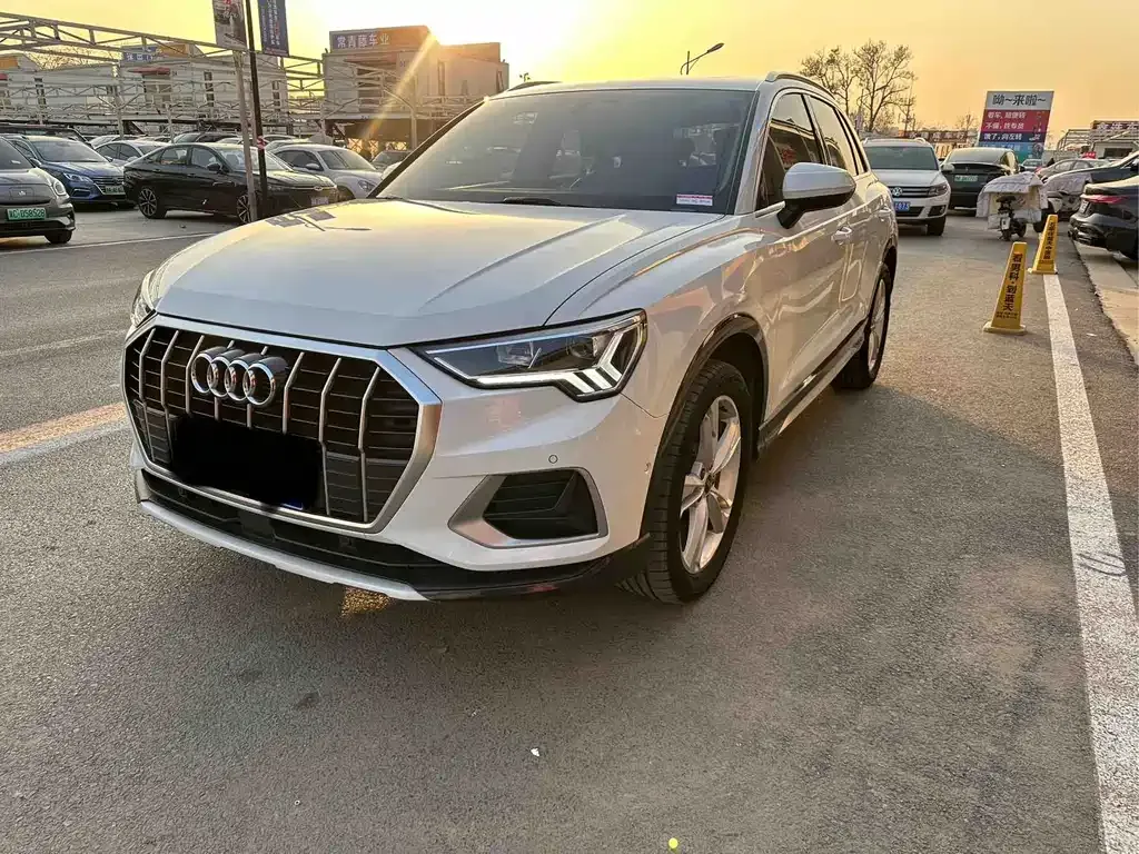 Audi Q3 2021 из CN, фото 1