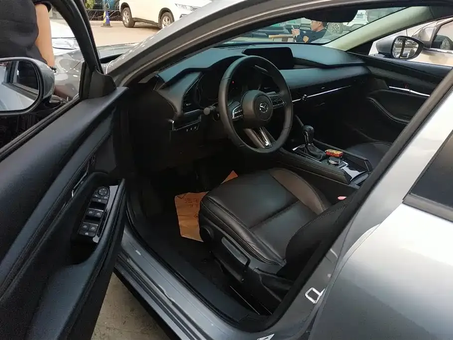Mazda 3 Axela 2021 из CN, фото 7