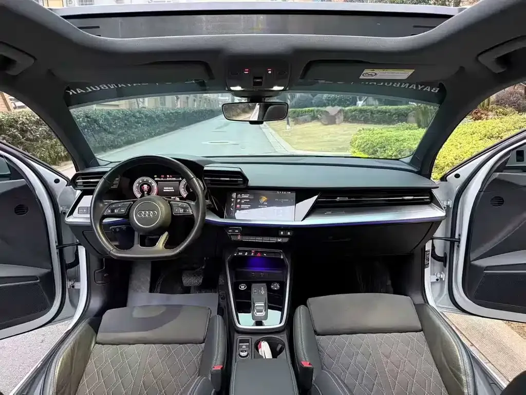 Audi A3 2024 из CN, фото 3