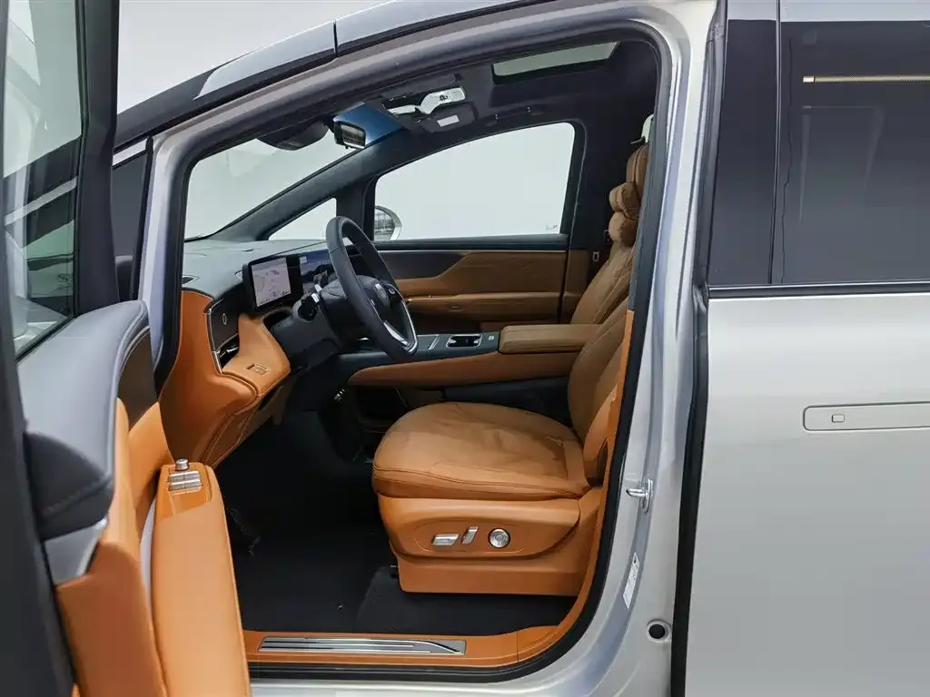 Buick Electra Family 2025 из CN, фото 10