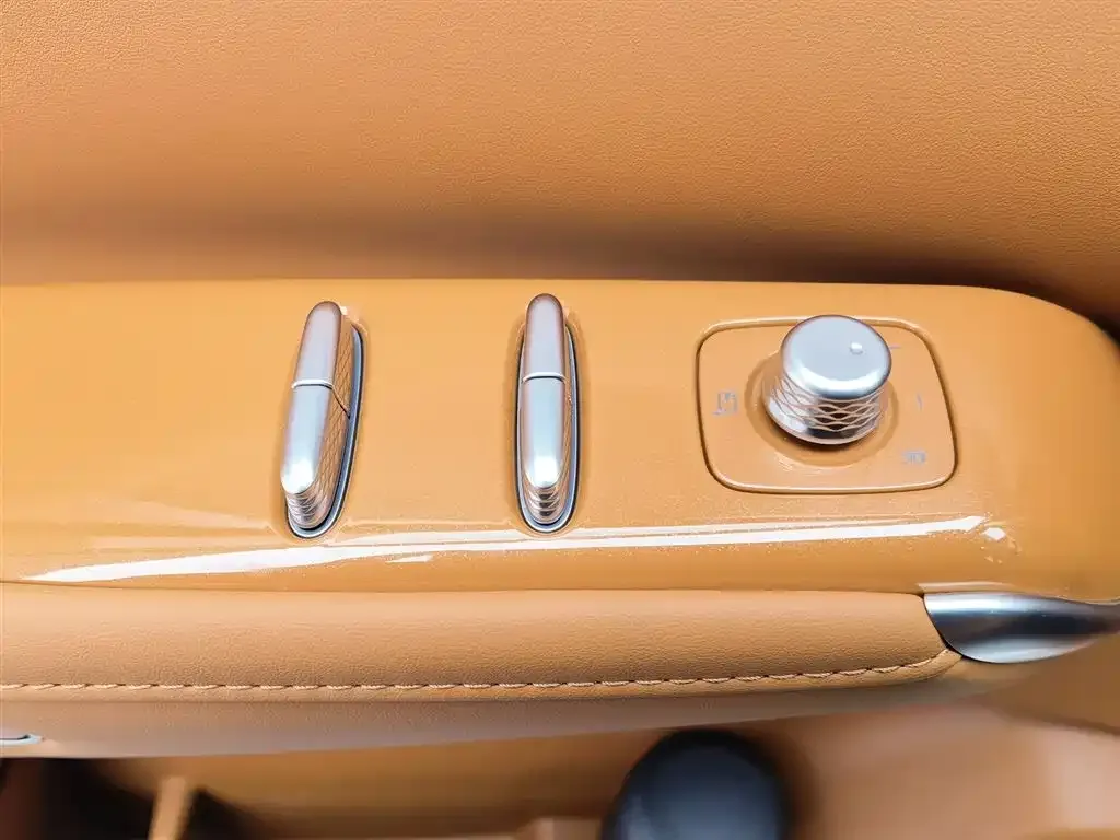 Buick Electra Family 2025 из CN, фото 9