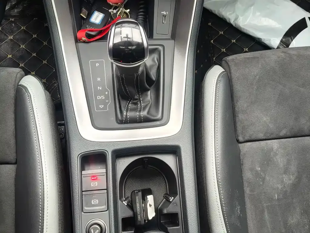 Audi Q3 2021 из CN, фото 10