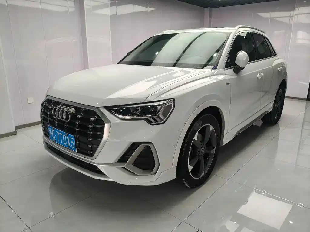 Audi Q3 2021 из CN, фото 4