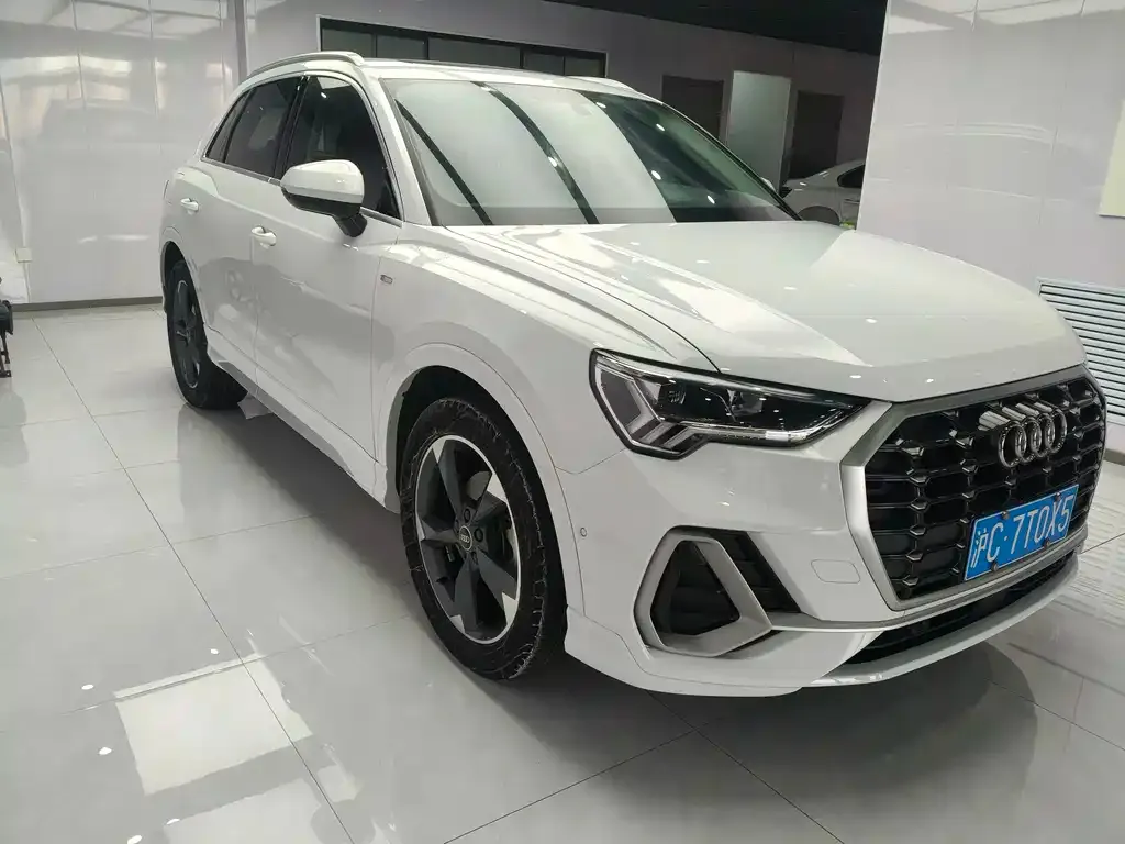 Audi Q3 2021 из CN, фото 6