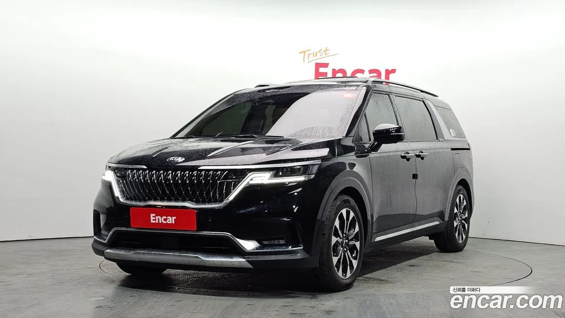 Kia Carnival — фото 1
