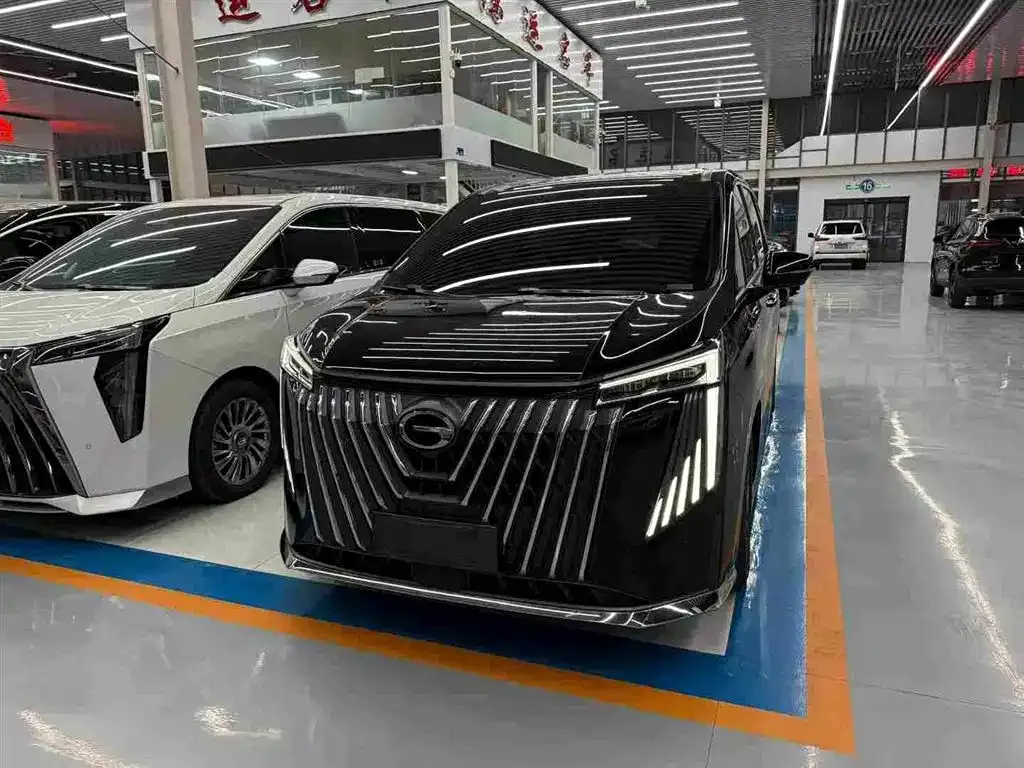 GAC Motor Trumpchi M8 — фото 1