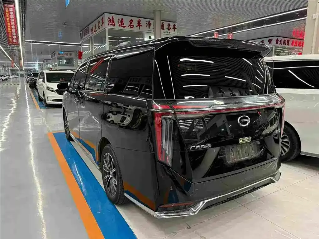GAC Motor Trumpchi M8 — фото 10