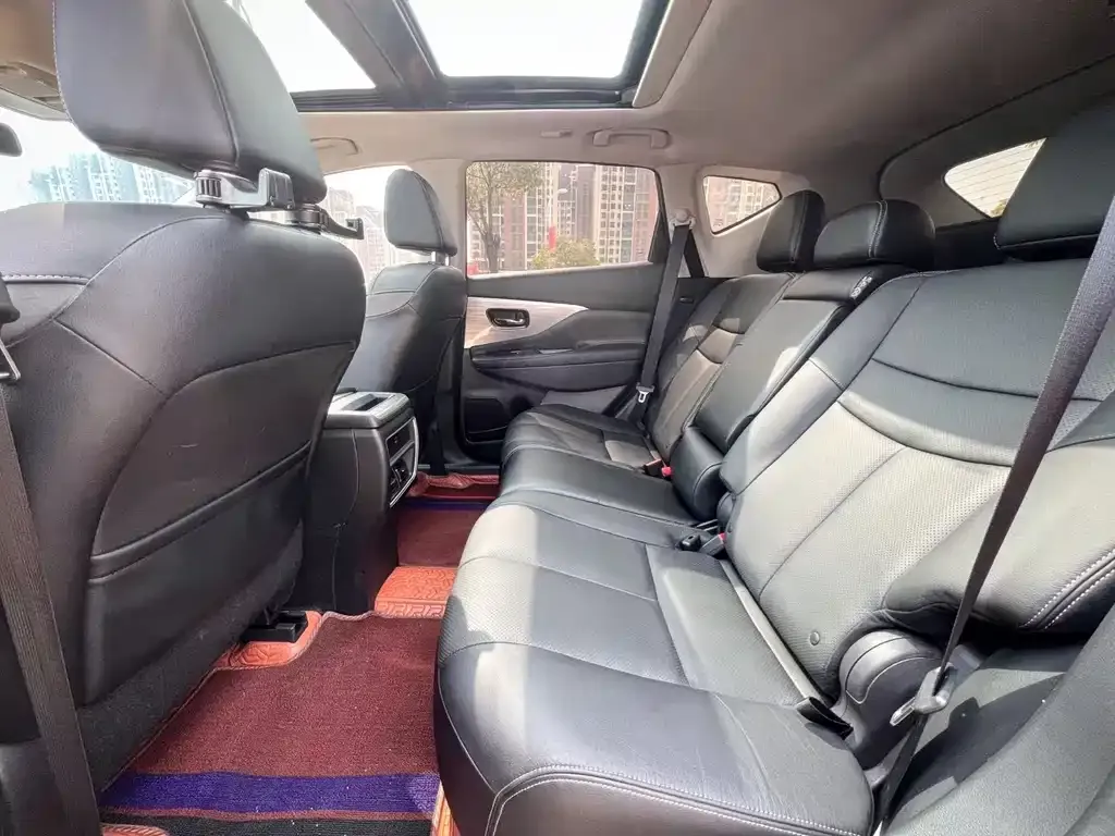 Nissan Murano 2023 из CN, фото 2