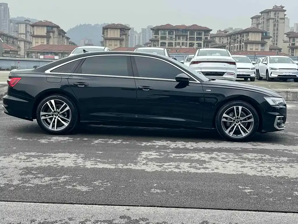 Audi A6L 2023 из CN, фото 3