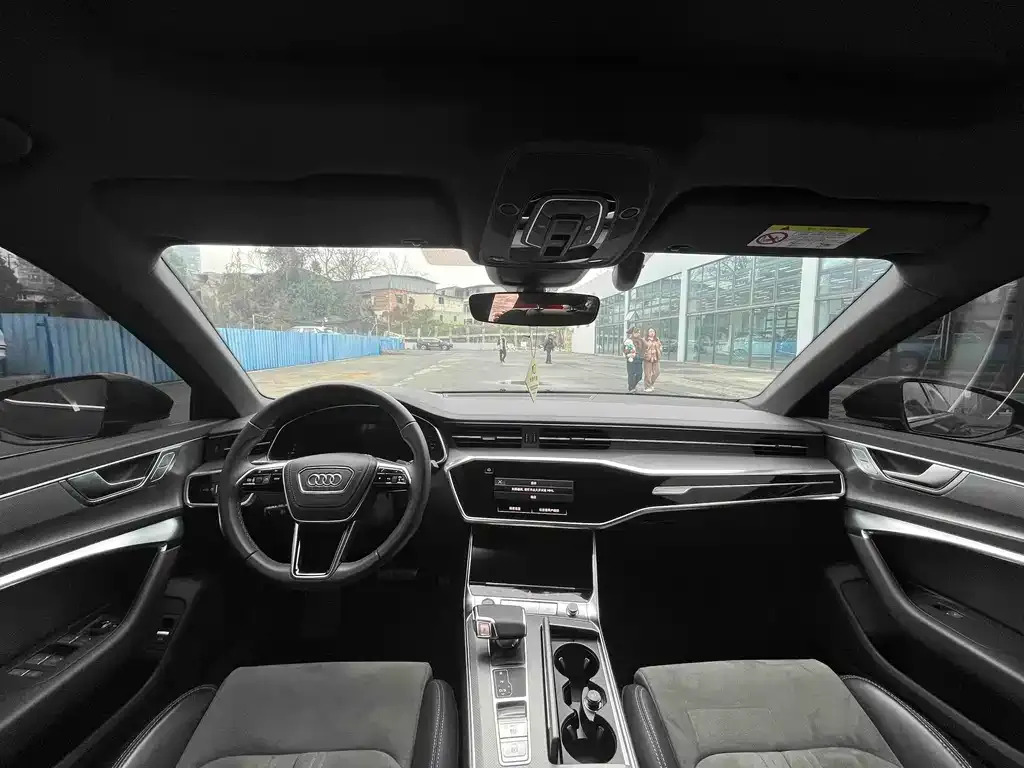 Audi A6L 2023 из CN, фото 7