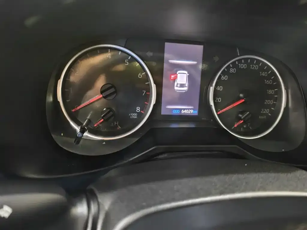 Toyota Wildlander 2022 из CN, фото 8