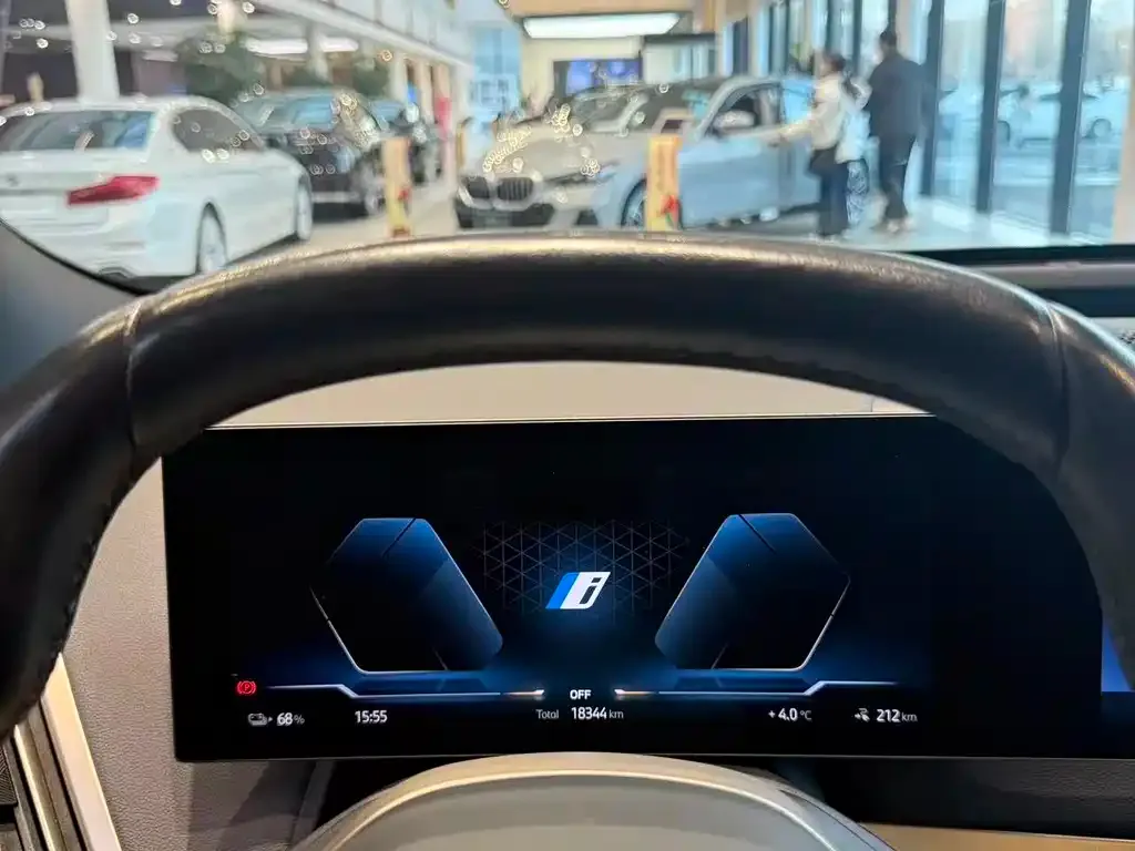 BMW iX 2023 из CN, фото 2