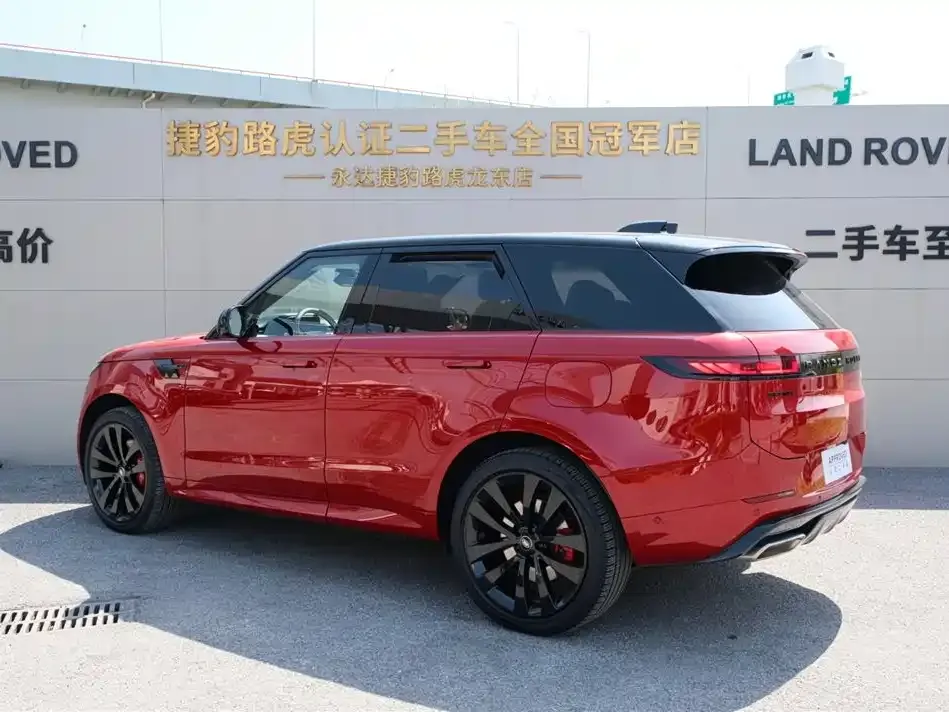 Land Rover Sport PHEV — фото 8