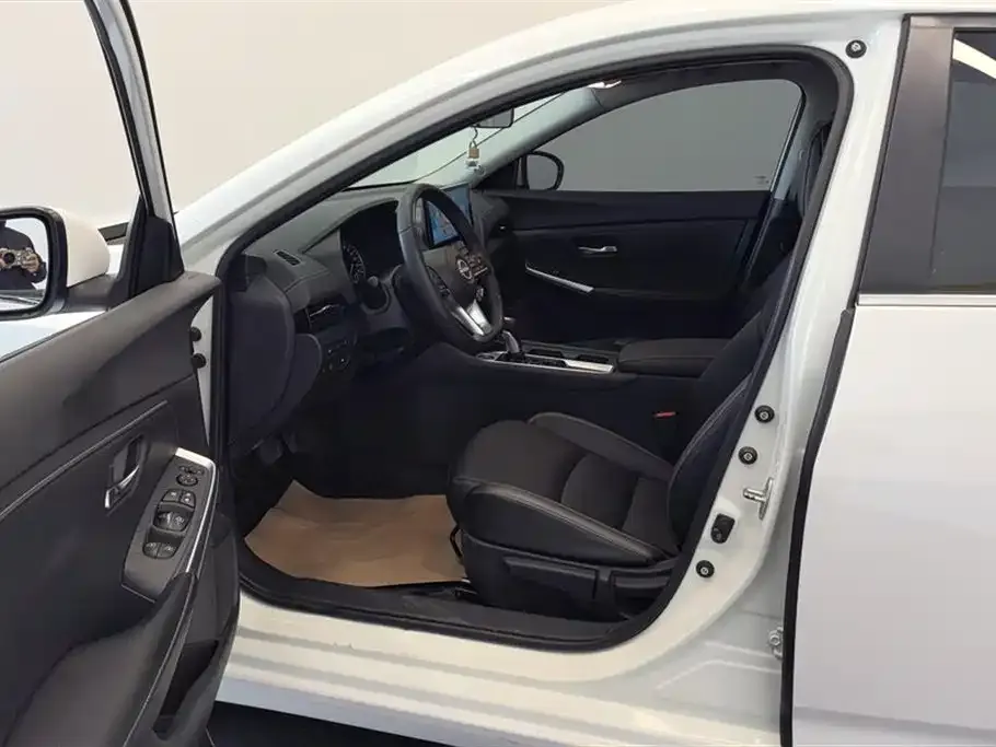 Nissan Sylphy 2023 из CN, фото 4