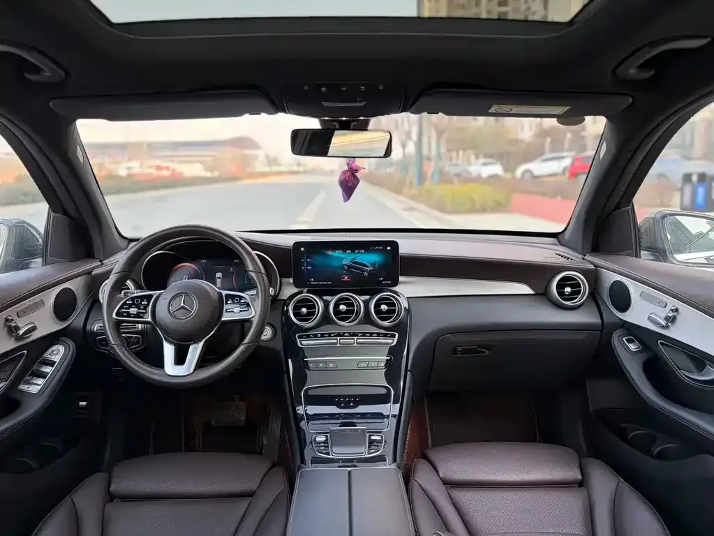 Mercedes-Benz GLC 2022 из CN, фото 10