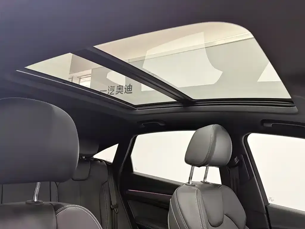 Audi Q5L Sportback 2023 из CN, фото 7