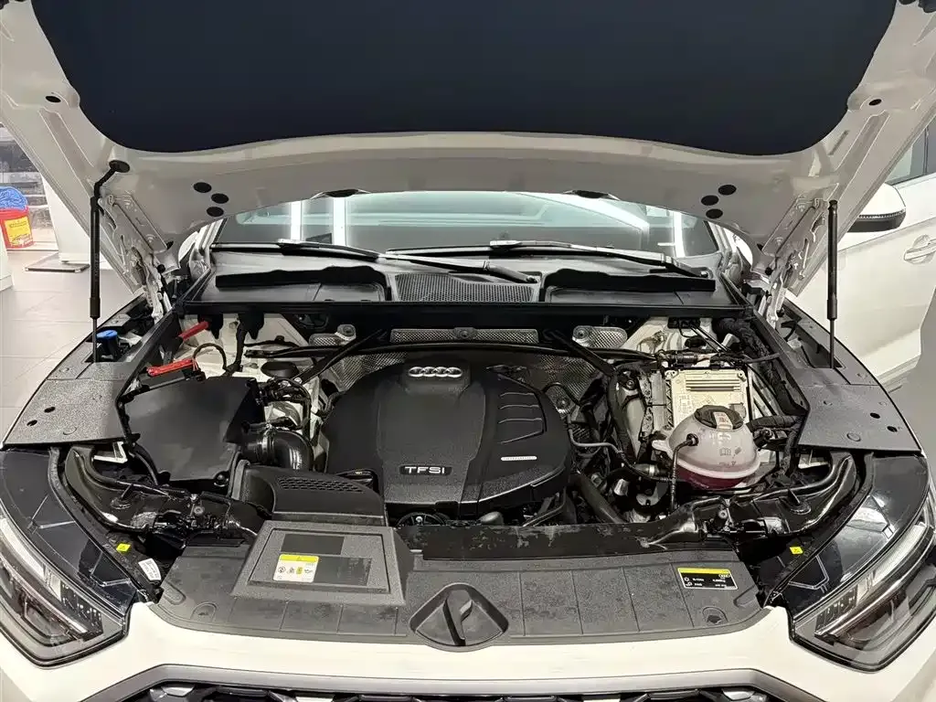 Audi Q5L Sportback 2023 из CN, фото 10