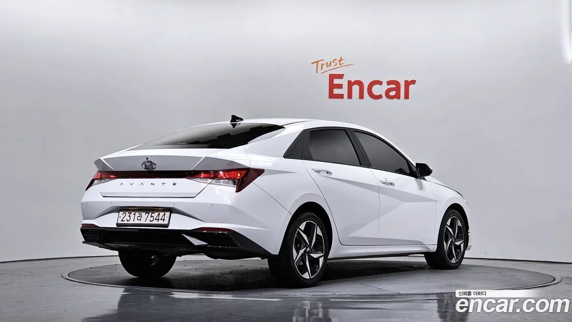 Hyundai AVANTE 2023 из KR, фото 4