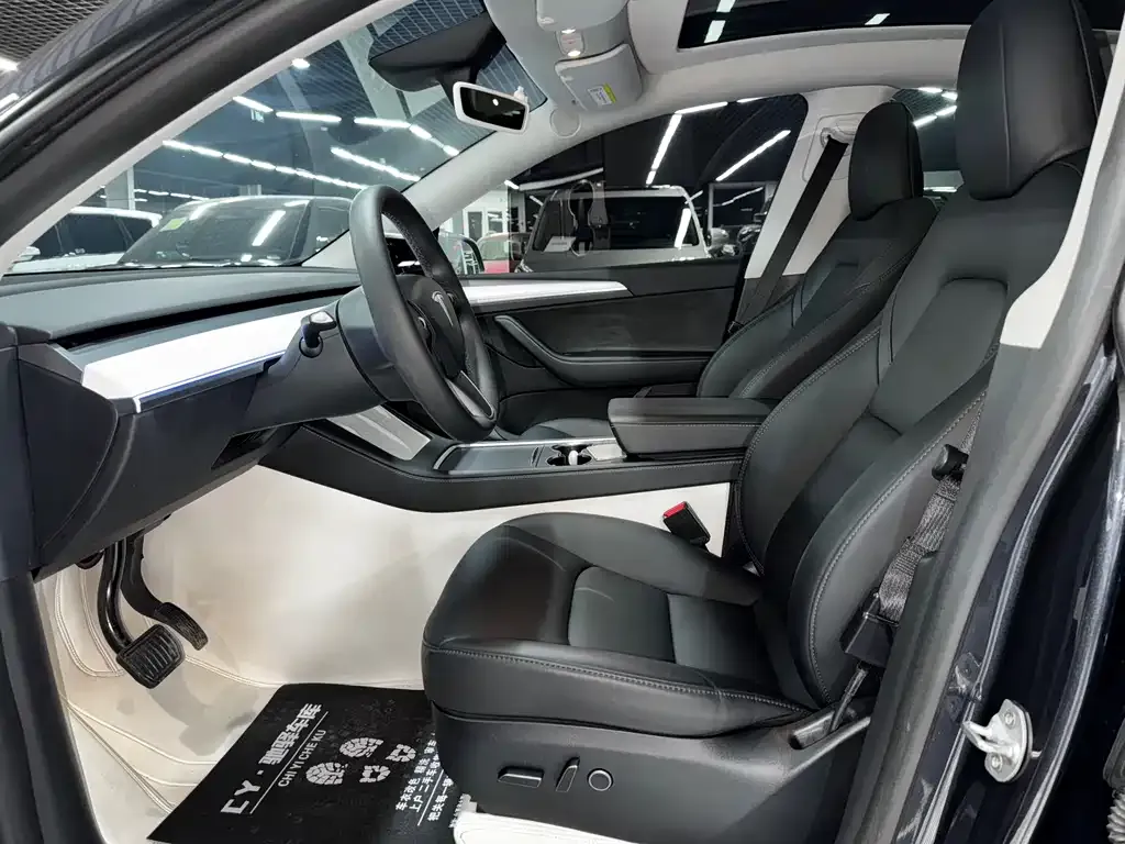 Tesla Model Y 2024 из CN, фото 8