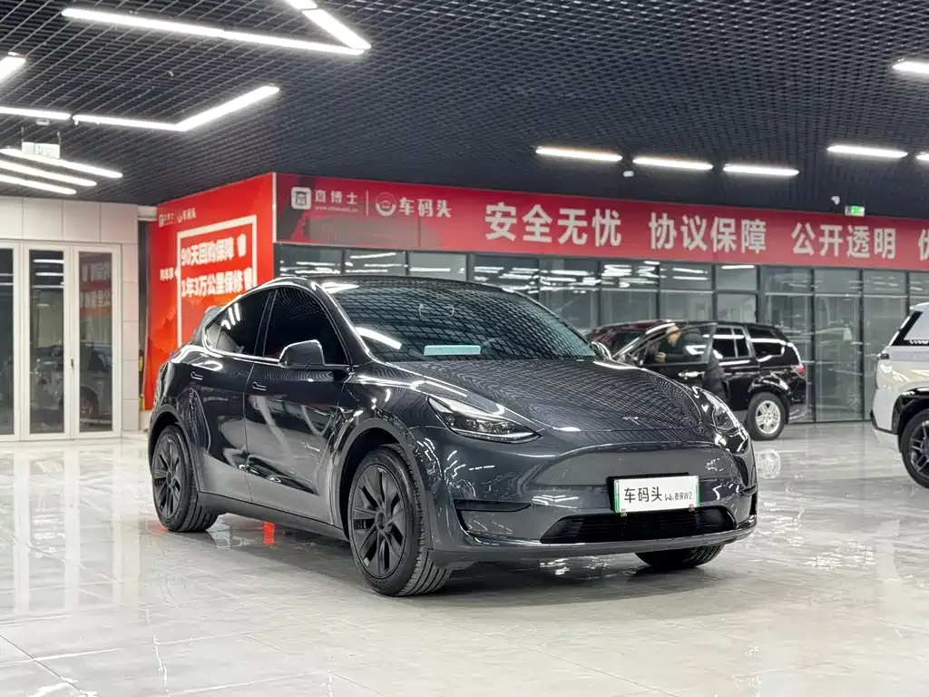 Tesla Model Y 2024 из CN, фото 2