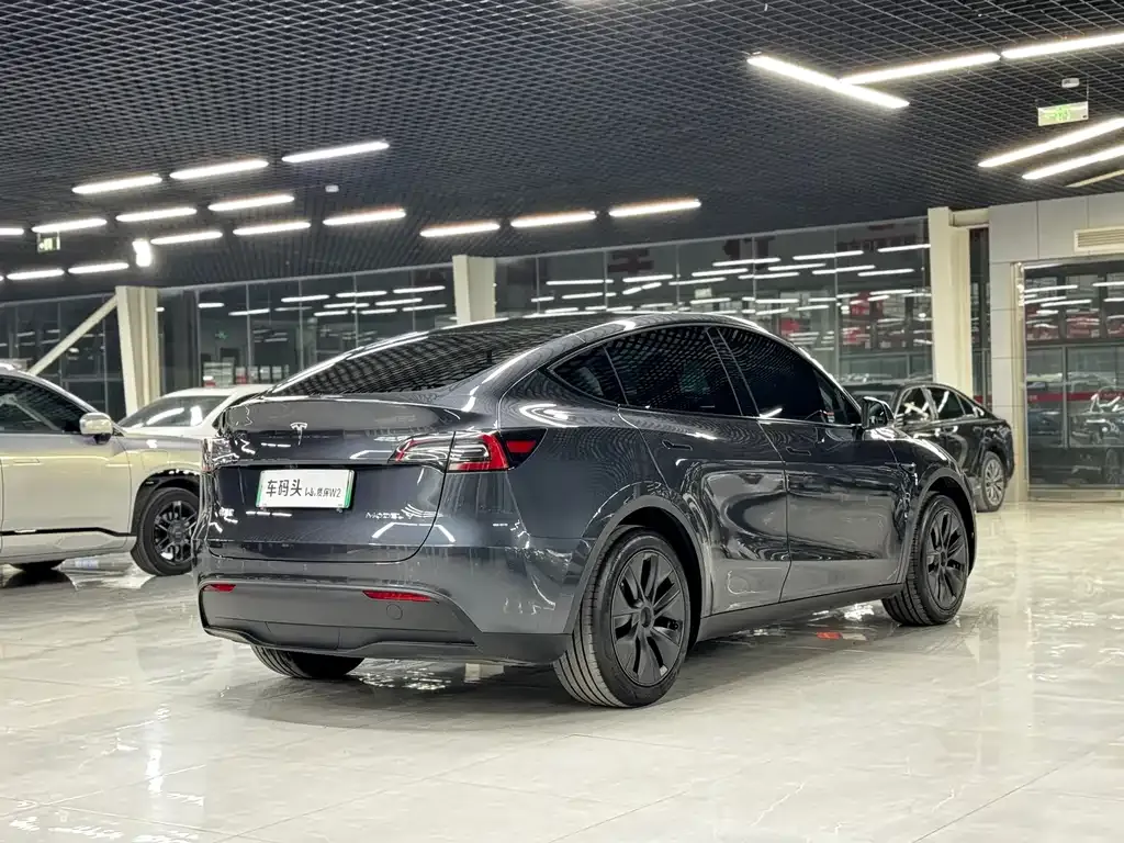 Tesla Model Y 2024 из CN, фото 10
