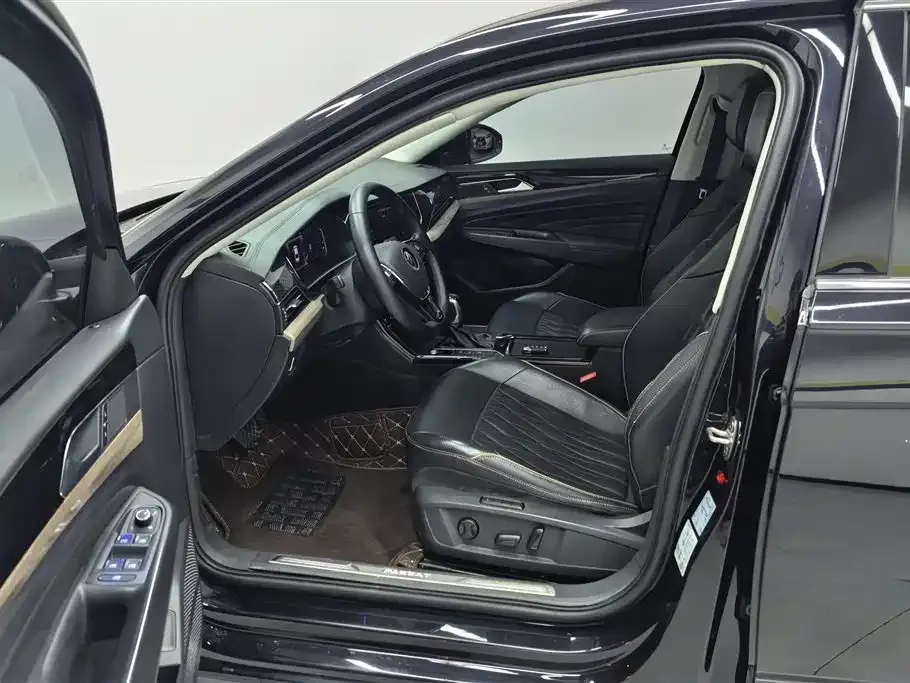 Volkswagen Passat 2021 из CN, фото 9