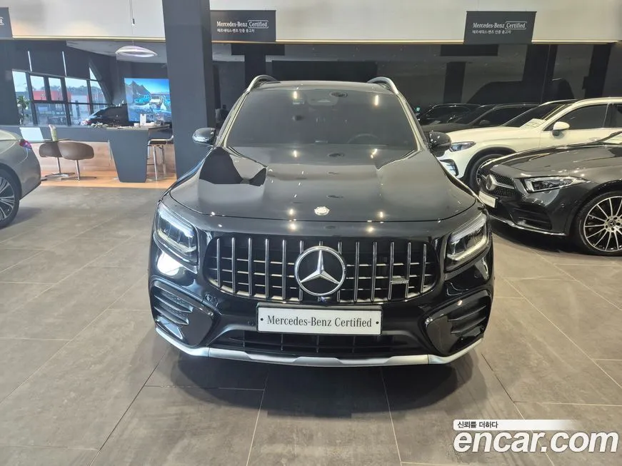 Mercedes-Benz GLB-Class — фото 10