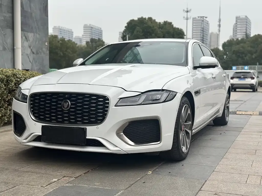 Jaguar XFL 2022 из CN, фото 1