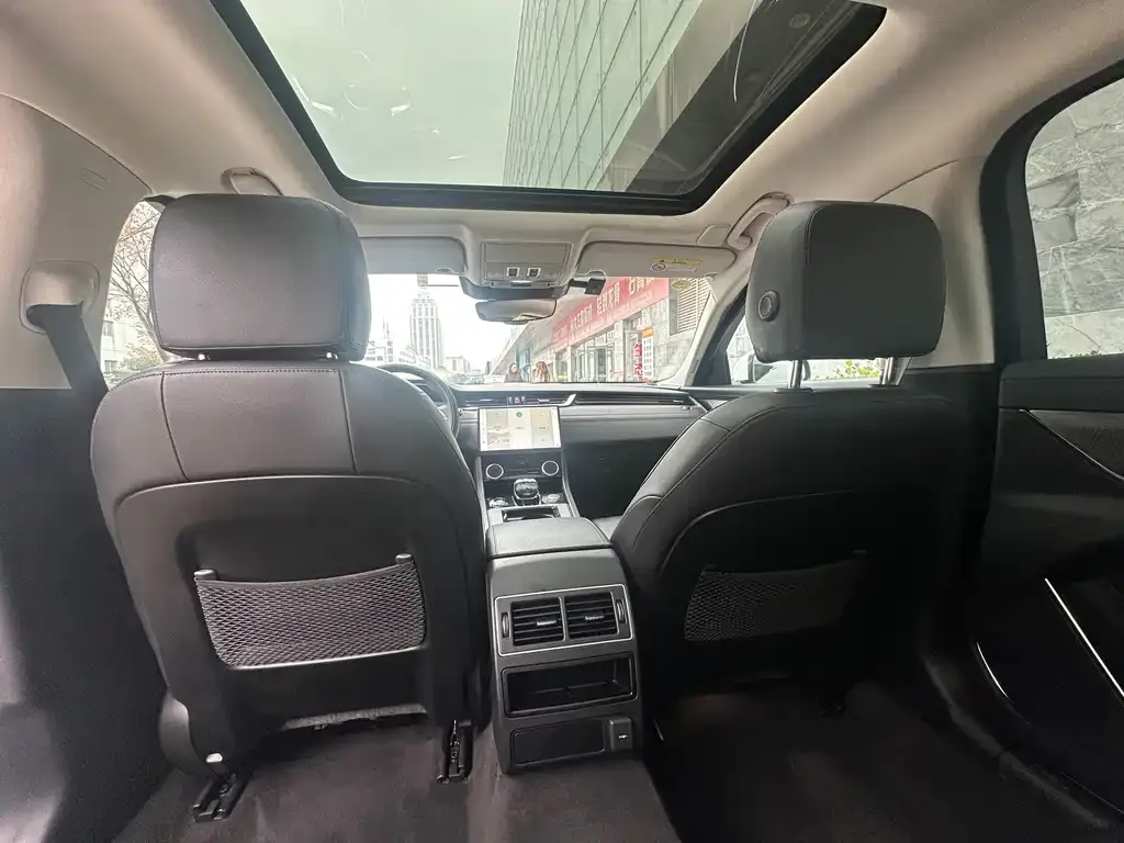 Jaguar XFL 2022 из CN, фото 8