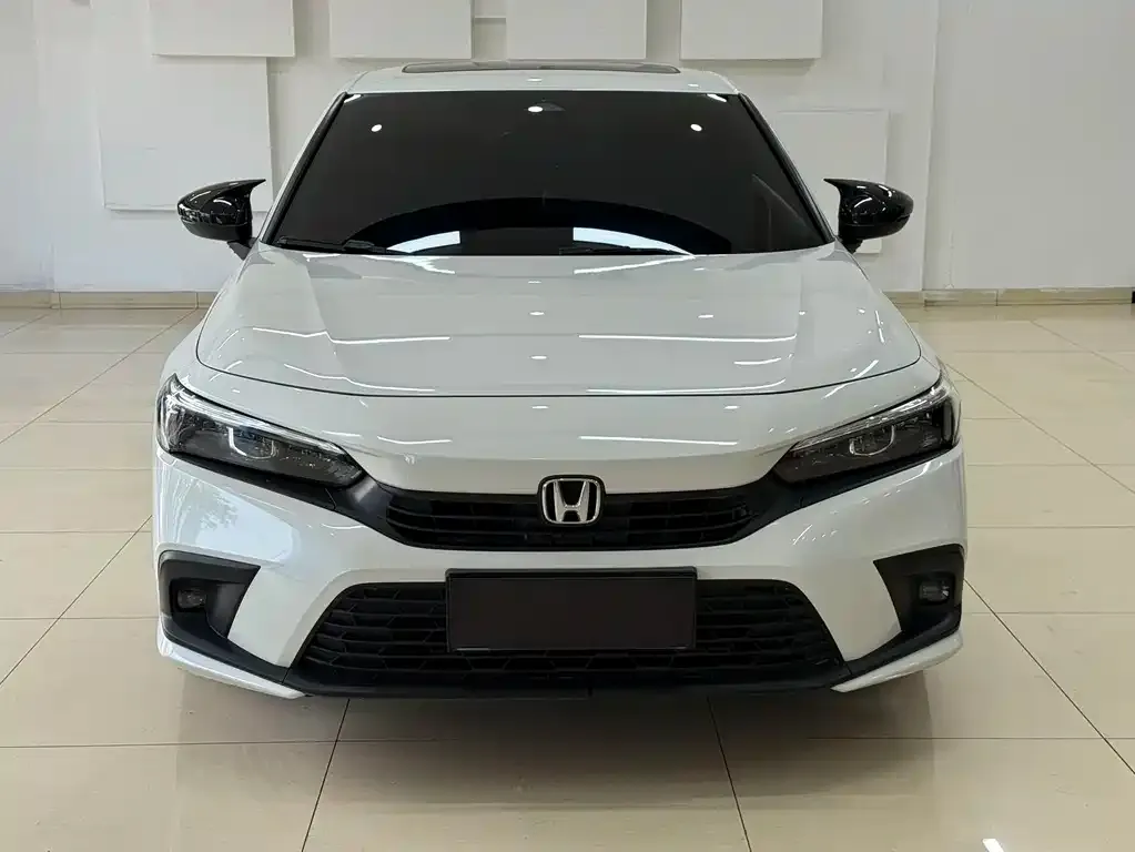 Honda Civic 2022 из CN, фото 2
