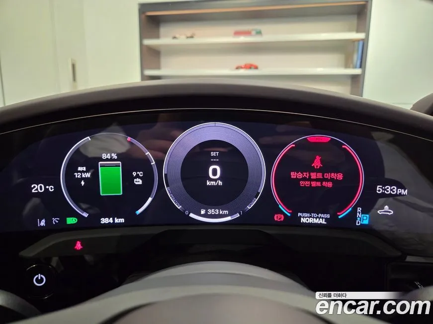 Porsche Taycan 2025 из KR, фото 7