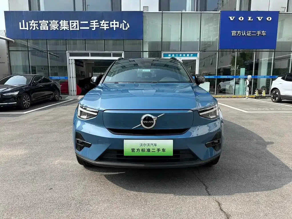 Volvo XC40 NEV 2023 из CN, фото 2