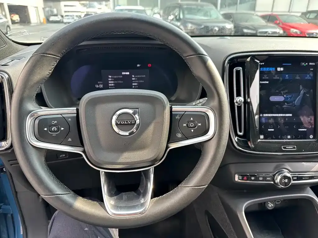 Volvo XC40 NEV 2023 из CN, фото 5
