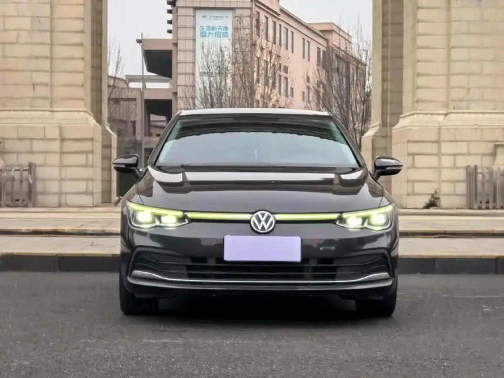 Volkswagen Golf 2022 из CN, фото 3