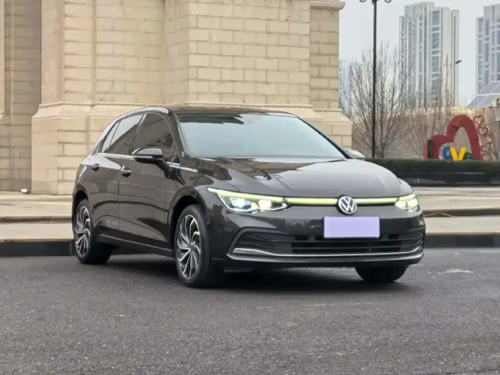 Volkswagen Golf 2022 из CN, фото 4