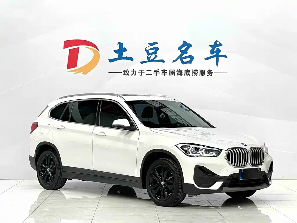 BMW X1 2021 из CN, фото 3