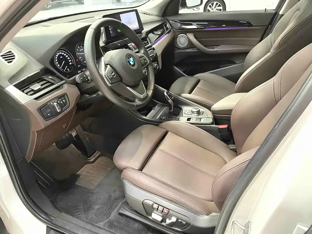 BMW X1 2021 из CN, фото 10
