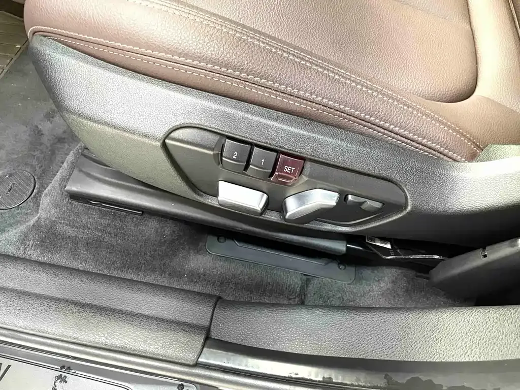 BMW X1 2021 из CN, фото 7