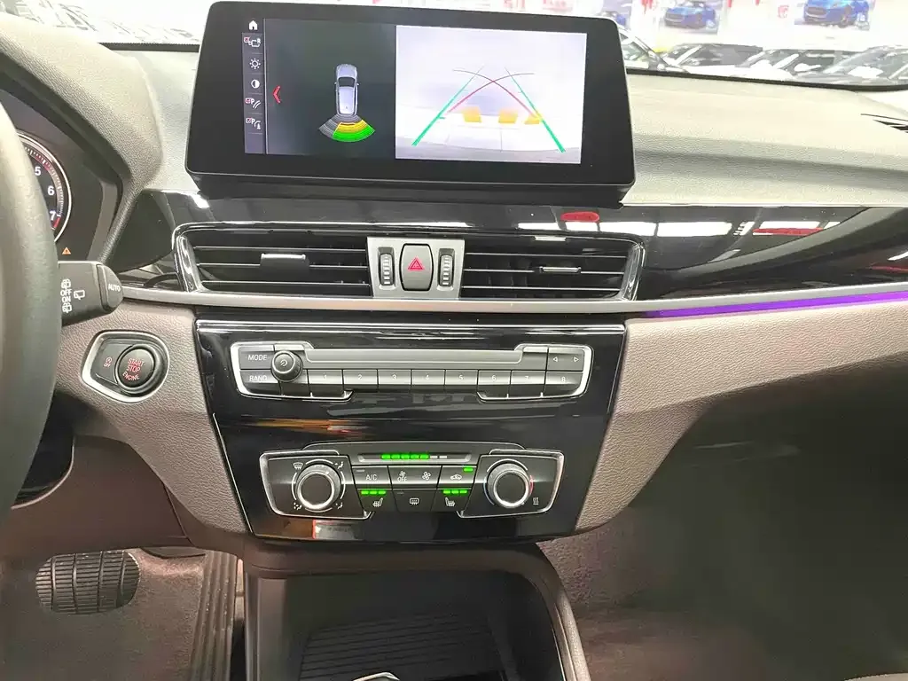 BMW X1 2021 из CN, фото 9